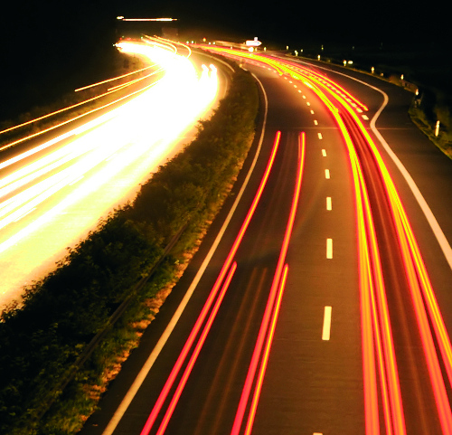 Autobahn_nachts_thumb