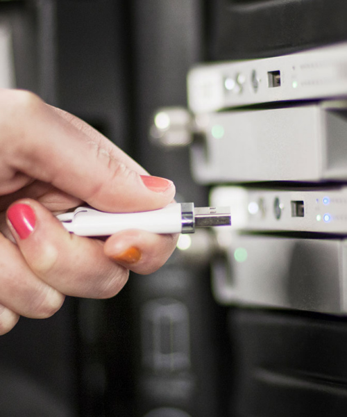 Hardware Compression in a Backup With Tape Drives