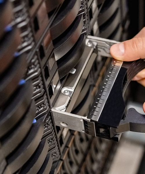 What are RAID and how it works?