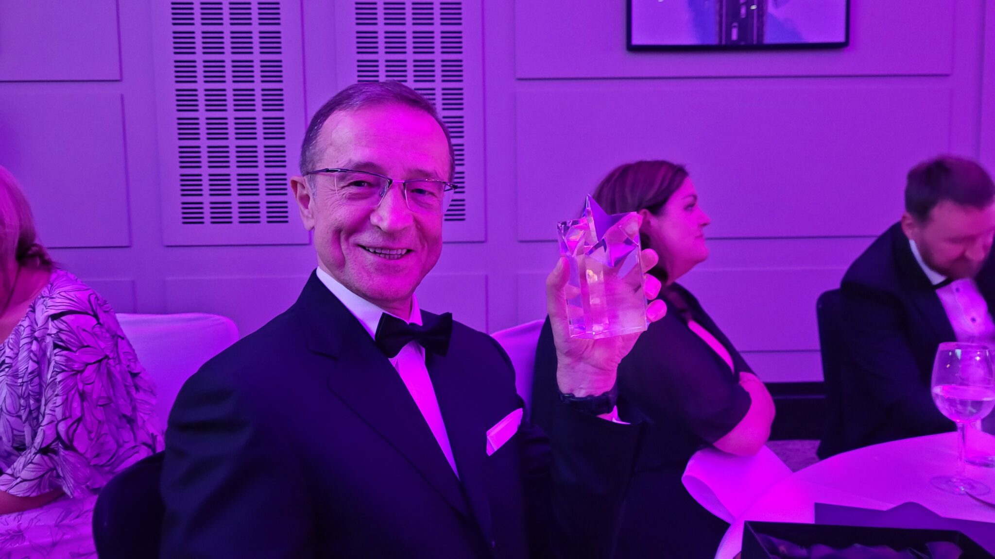 DCS award for Open-E - Krzysztof Franek with the award