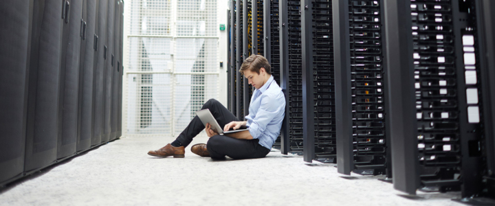 Open-E magic of failover - it admin server room