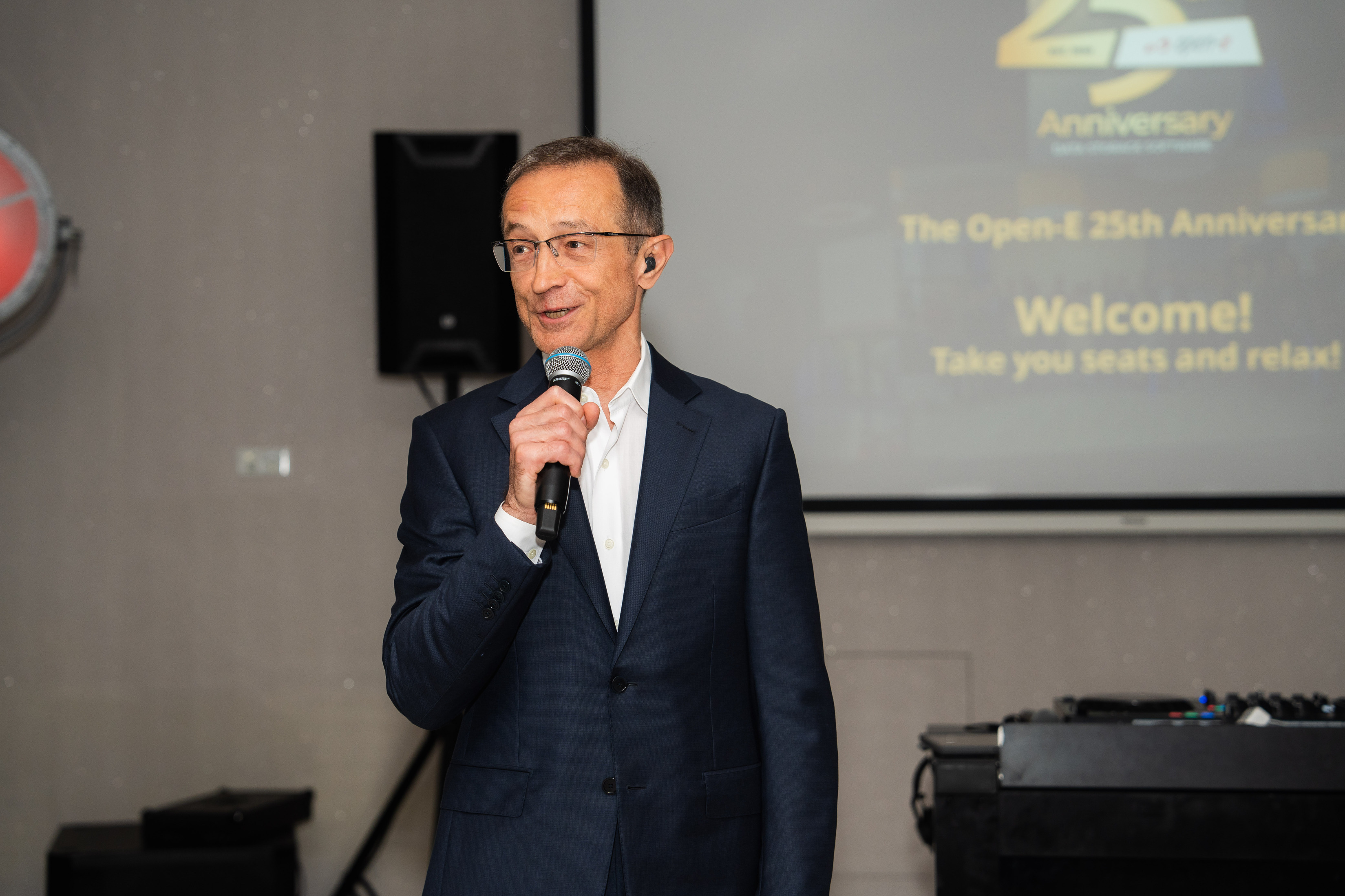 25 years of Open-E